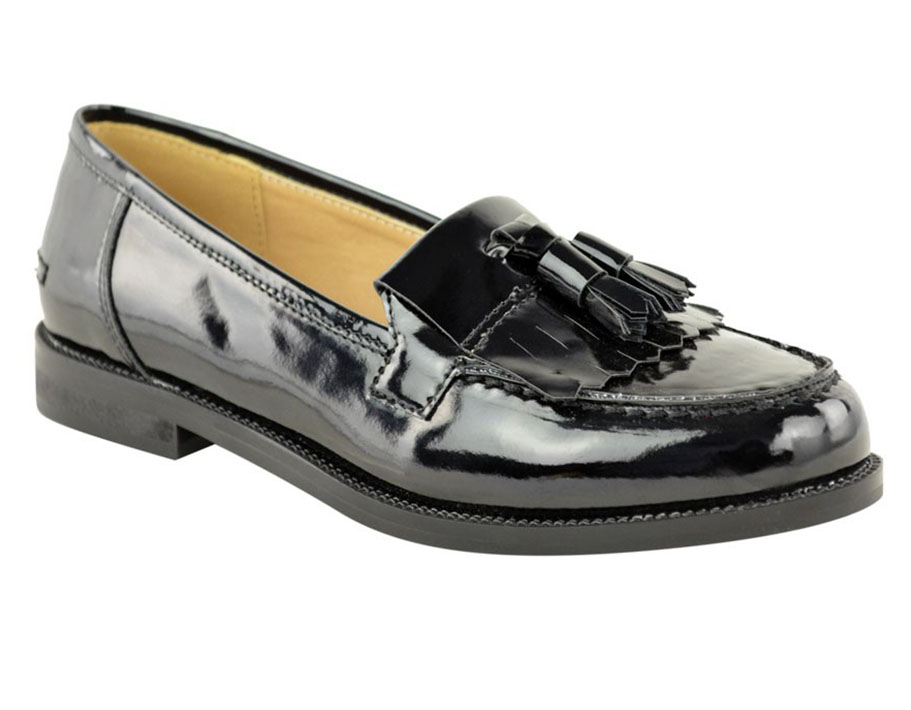 Womens Loafers With Fringing Womens Loafers With Fringing